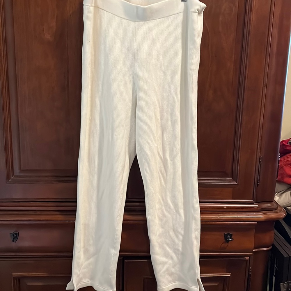 Good American ivory ribbed, sweater pants, size 5,  (18)